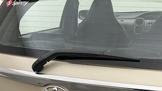 Used 2011 Toyota Etios Liva [2010-2017] VX Petrol Manual top_features Rear wiper
