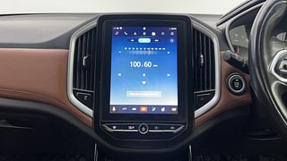 Used 2020 MG Motors Hector Plus Sharp 2.0 Diesel Turbo MT 6-STR Diesel Manual interior MUSIC SYSTEM & AC CONTROL VIEW
