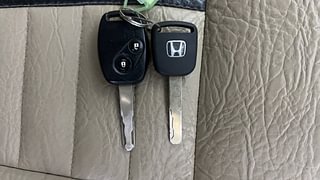 Used 2012 Honda Brio [2011-2016] S MT Petrol+CNG (Outside Fitted) Petrol+cng Manual extra CAR KEY VIEW