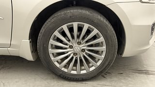 Used 2016 Maruti Suzuki Ciaz [2014-2017] ZXI+ Petrol Manual tyres RIGHT FRONT TYRE RIM VIEW