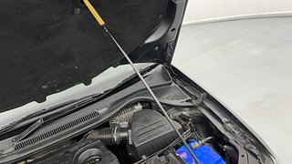 Used 2016 Volkswagen Ameo [2016-2017] Highline 1.5L AT (D) Diesel Automatic engine ENGINE LEFT SIDE HINGE & APRON VIEW