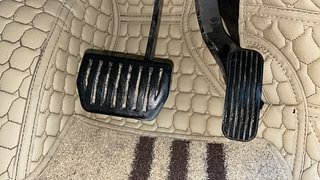 Used 2024 Tata Safari ACCOMPLISHED PLUS 7S DUAL TONE AT Diesel Automatic interior PEDALS VIEW