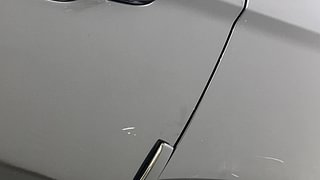 Used 2020 MG Motors Hector Plus Sharp 2.0 Diesel Turbo MT 6-STR Diesel Manual dents MINOR SCRATCH