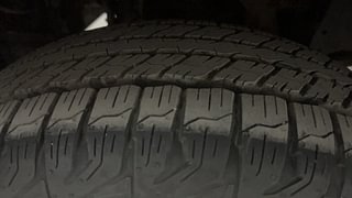 Used 2018 Mahindra Scorpio [2017-2020] S5 Diesel Manual tyres LEFT FRONT TYRE TREAD VIEW