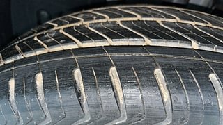 Used 2023 Renault Triber RXZ Dual Tone Petrol Manual tyres LEFT FRONT TYRE TREAD VIEW