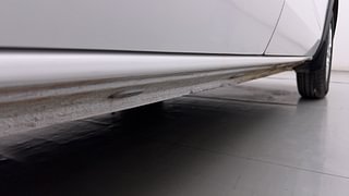 Used 2022 Renault Triber RXT Petrol Manual dents MINOR DENT