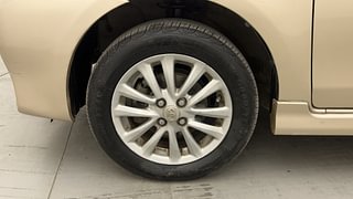 Used 2011 Toyota Etios Liva [2010-2017] VX Petrol Manual tyres LEFT FRONT TYRE RIM VIEW