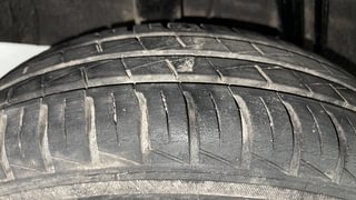 Used 2020 Renault Kwid 1.0L RXT(O) AMT Petrol Automatic tyres RIGHT REAR TYRE TREAD VIEW