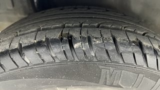 Used 2012 Honda Brio [2011-2016] S MT Petrol+CNG (Outside Fitted) Petrol+cng Manual tyres RIGHT REAR TYRE TREAD VIEW
