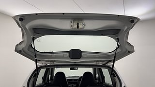 Used 2018 Maruti Suzuki Alto K10 [2014-2019] VXi Petrol Manual interior DICKY DOOR OPEN VIEW