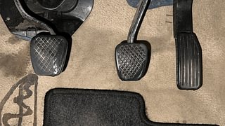 Used 2016 Honda City V Petrol Manual interior PEDALS VIEW