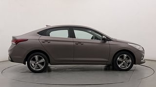 Used 2018 Hyundai Verna [2017-2020] 1.6 VTVT SX Petrol Manual exterior RIGHT SIDE VIEW