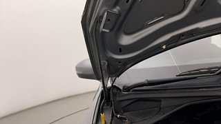 Used 2020 Tata Tiago [2018-2020] XZA Plus Dual Tone Roof AMT Petrol Automatic engine ENGINE RIGHT SIDE HINGE & APRON VIEW
