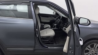 Used 2021 Kia Seltos HTX D Diesel Manual interior RIGHT SIDE FRONT DOOR CABIN VIEW