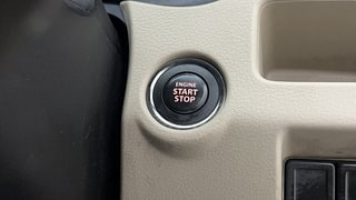 Used 2016 Maruti Suzuki Ciaz [2014-2017] ZXI+ Petrol Manual top_features Keyless start
