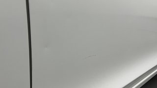 Used 2015 Honda City V Petrol Manual dents MINOR DENT