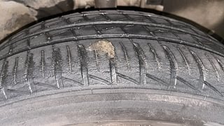Used 2019 Renault Kwid CLIMBER 1.0 Opt Petrol Manual tyres RIGHT FRONT TYRE TREAD VIEW