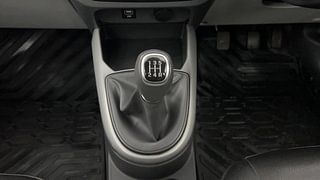 Used 2021 Hyundai Grand i10 Nios Sportz 1.2 Kappa VTVT Petrol Manual interior GEAR  KNOB VIEW
