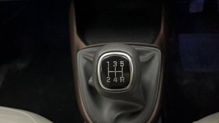Used 2023 Hyundai Aura SX 1.2 Petrol Petrol Manual interior GEAR  KNOB VIEW