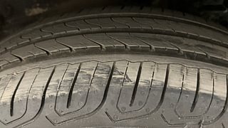 Used 2011 Toyota Etios Liva [2010-2017] VX Petrol Manual tyres LEFT REAR TYRE TREAD VIEW