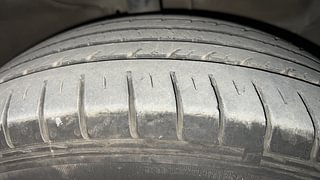 Used 2019 Kia Seltos HTK Plus AT D Diesel Automatic tyres RIGHT FRONT TYRE TREAD VIEW
