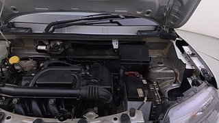 Used 2022 Renault Kwid 1.0 RXT AMT SCE Petrol Automatic engine ENGINE LEFT SIDE HINGE & APRON VIEW
