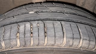 Used 2022 Renault Triber RXZ AMT Petrol Automatic tyres RIGHT REAR TYRE TREAD VIEW