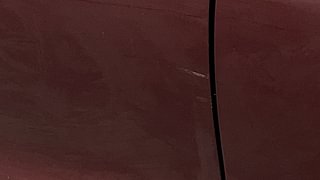 Used 2016 Honda City V Petrol Manual dents MINOR DENT