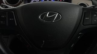 Used 2014 Hyundai Xcent [2014-2017] SX (O) Petrol Petrol Manual top_features Airbags
