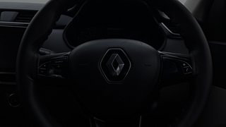 Used 2022 Renault Triber RXT Petrol Manual top_features Airbags