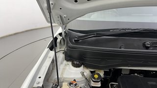 Used 2022 Hyundai Venue [2019-2022] SX Plus 1.0 Turbo DCT Petrol Automatic engine ENGINE RIGHT SIDE HINGE & APRON VIEW