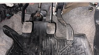 Used 2018 Maruti Suzuki Alto K10 [2014-2019] VXi Petrol Manual interior PEDALS VIEW