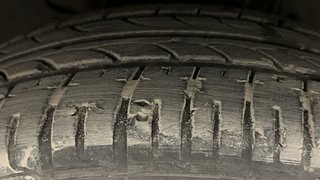 Used 2022 Tata Tigor Revotron XZ+ CNG Petrol+cng Manual tyres RIGHT FRONT TYRE TREAD VIEW