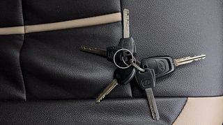 Used 2012 Hyundai Eon [2011-2018] Sportz Petrol Manual extra CAR KEY VIEW