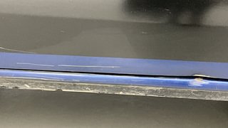 Used 2023 Renault Triber RXZ Dual Tone Petrol Manual dents MINOR DENT
