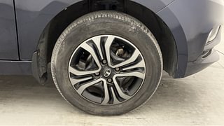 Used 2022 Tata Tigor Revotron XZ+ CNG Petrol+cng Manual tyres RIGHT FRONT TYRE RIM VIEW