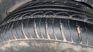 Used 2016 Hyundai Elite i20 [2014-2018] Sportz 1.2 Petrol Manual tyres LEFT REAR TYRE TREAD VIEW