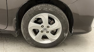 Used 2014 Honda City VX CVT Petrol Automatic tyres RIGHT FRONT TYRE RIM VIEW