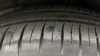 Used 2016 Hyundai Grand i10 [2013-2017] Asta (O) AT 1.2 kappa VTVT Petrol Automatic tyres LEFT REAR TYRE TREAD VIEW