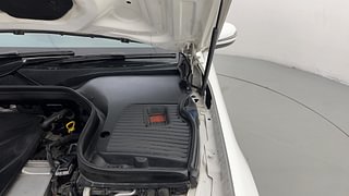 Used 2017 Mercedes-Benz GLC 300 Progressive Petrol Automatic engine ENGINE LEFT SIDE HINGE & APRON VIEW