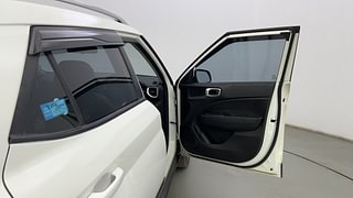 Used 2021 Hyundai Venue [2019-2022] SX 1.0  Turbo iMT Petrol Manual interior RIGHT FRONT DOOR OPEN VIEW