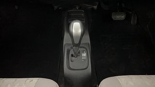 Used 2016 Maruti Suzuki Wagon R 1.0 [2015-2019] VXI AMT Petrol Automatic interior GEAR  KNOB VIEW