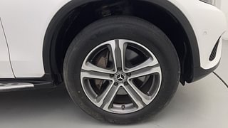 Used 2017 Mercedes-Benz GLC 300 Progressive Petrol Automatic tyres RIGHT FRONT TYRE RIM VIEW