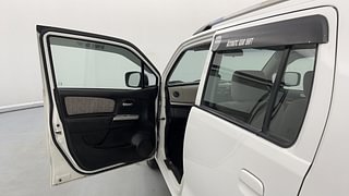 Used 2016 Maruti Suzuki Wagon R 1.0 [2015-2019] VXI AMT Petrol Automatic interior LEFT FRONT DOOR OPEN VIEW