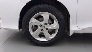 Used 2015 Honda City V Petrol Manual tyres LEFT FRONT TYRE RIM VIEW
