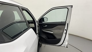 Used 2021 Nissan Magnite XV Petrol Manual interior RIGHT FRONT DOOR OPEN VIEW