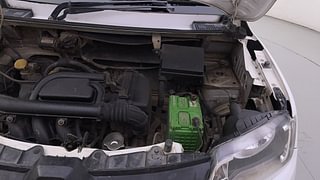 Used 2016 Renault Kwid [2015-2019] RXT Petrol Manual engine ENGINE LEFT SIDE HINGE & APRON VIEW