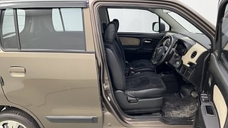 Used 2017 Maruti Suzuki Wagon R 1.0 [2015-2019] VXI AMT Petrol Automatic interior RIGHT SIDE FRONT DOOR CABIN VIEW