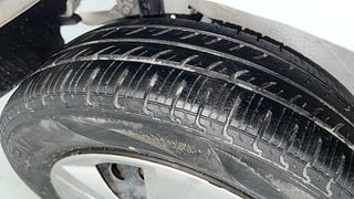 Used 2016 Maruti Suzuki Wagon R 1.0 [2015-2019] VXI AMT Petrol Automatic tyres RIGHT REAR TYRE TREAD VIEW