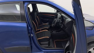 Used 2018 Renault Kwid [2017-2019] CLIMBER 1.0 AMT Petrol Automatic interior RIGHT SIDE FRONT DOOR CABIN VIEW